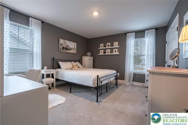 1024 Bayberry Drive, Pennsburg Boro, PA 18073