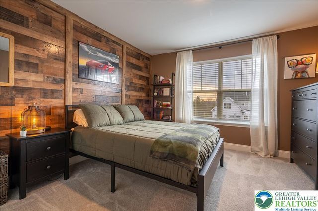 1024 Bayberry Drive, Pennsburg Boro, PA 18073