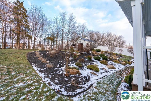 1024 Bayberry Drive, Pennsburg Boro, PA 18073