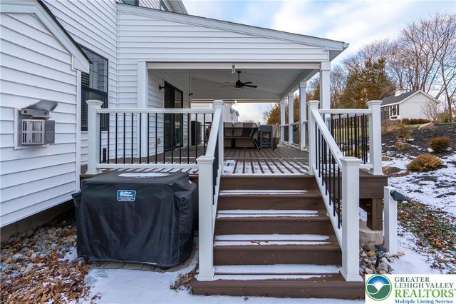 1024 Bayberry Drive, Pennsburg Boro, PA 18073