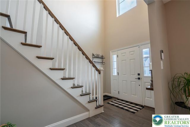 1024 Bayberry Drive, Pennsburg Boro, PA 18073