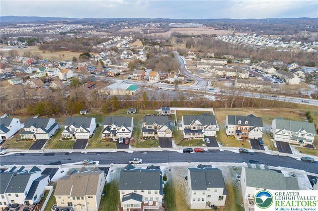 1024 Bayberry Drive, Pennsburg Boro, PA 18073