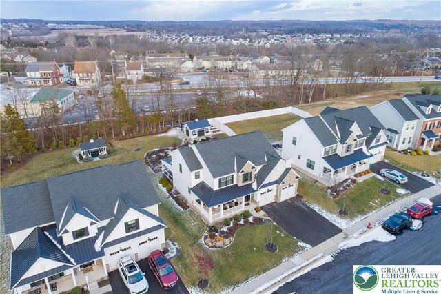 1024 Bayberry Drive, Pennsburg Boro, PA 18073