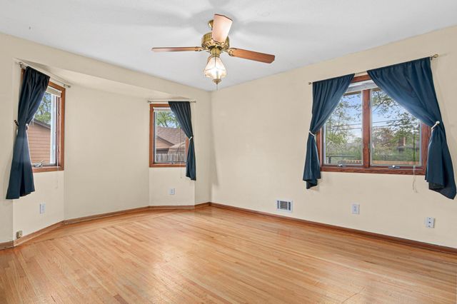 7012 Newton Avenue N, Brooklyn Center, MN 55430