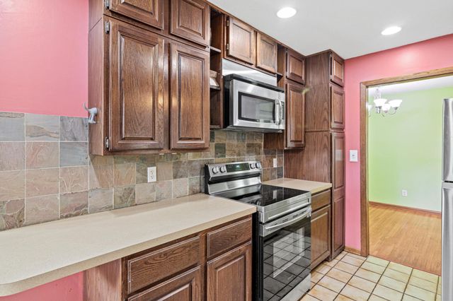 7012 Newton Avenue N, Brooklyn Center, MN 55430