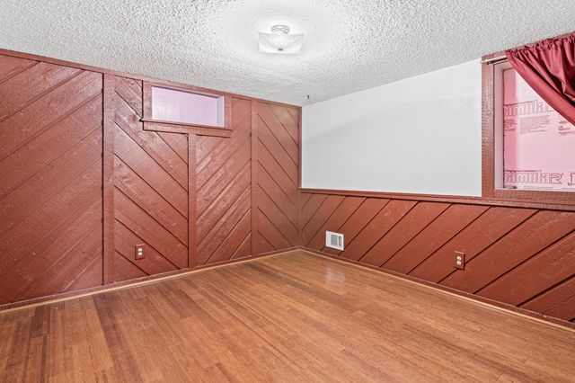 7012 Newton Avenue N, Brooklyn Center, MN 55430