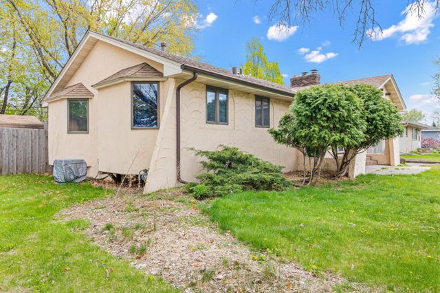 7012 Newton Avenue N, Brooklyn Center, MN 55430
