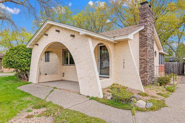 7012 Newton Avenue N, Brooklyn Center, MN 55430