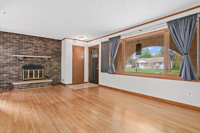 7012 Newton Avenue N, Brooklyn Center, MN 55430