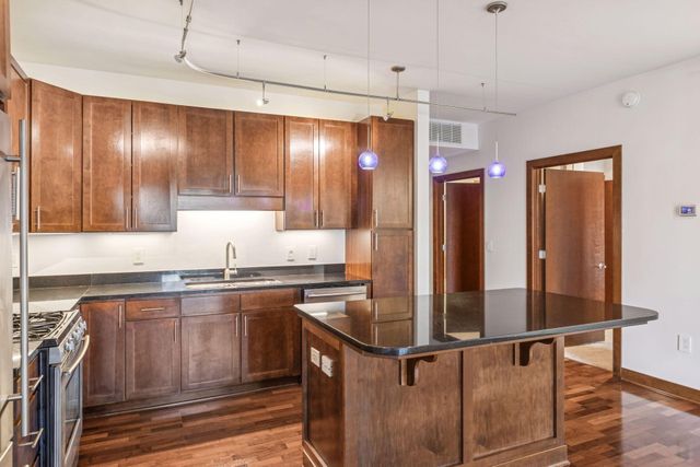 317 Groveland Avenue 116, Minneapolis, MN 55403