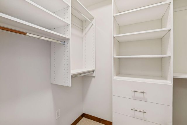 317 Groveland Avenue 116, Minneapolis, MN 55403