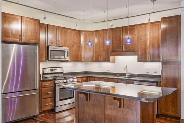 317 Groveland Avenue 116, Minneapolis, MN 55403