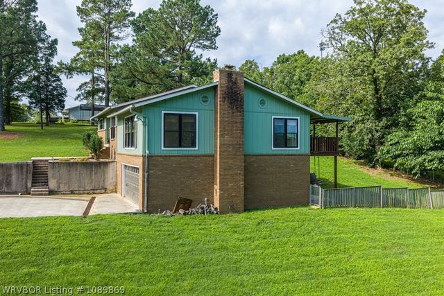 911 Hillcrest Drive, Greenwood, AR 72936