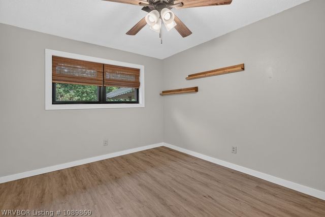 911 Hillcrest Drive, Greenwood, AR 72936
