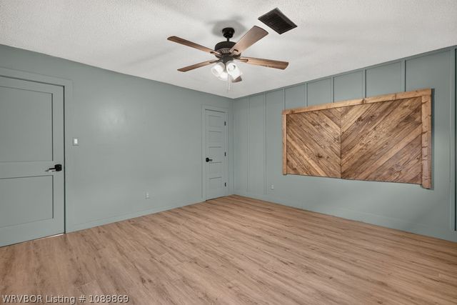 911 Hillcrest Drive, Greenwood, AR 72936