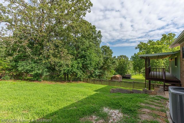 911 Hillcrest Drive, Greenwood, AR 72936