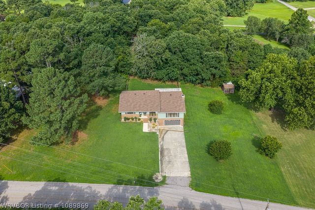 911 Hillcrest Drive, Greenwood, AR 72936