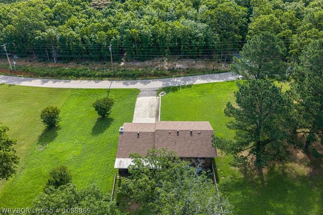 911 Hillcrest Drive, Greenwood, AR 72936