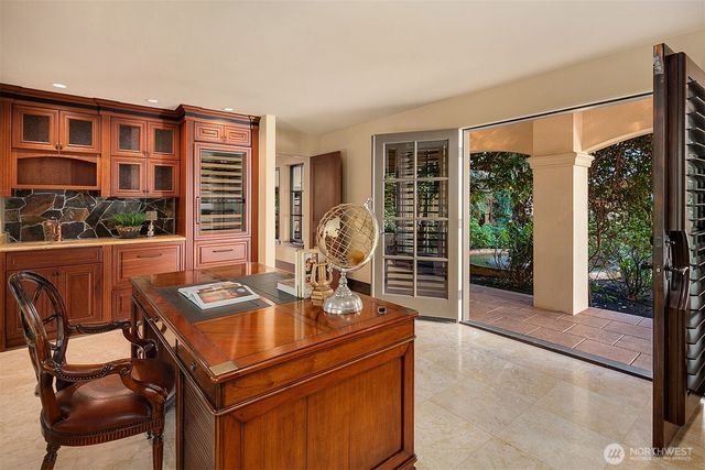 802 16th Avenue W, Kirkland, WA 98033