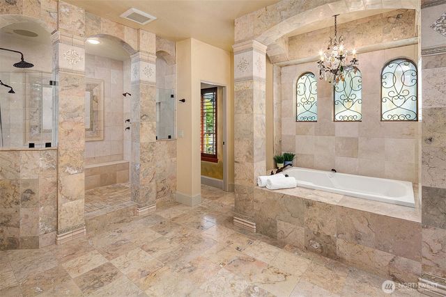 802 16th Avenue W, Kirkland, WA 98033