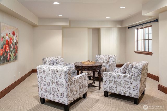 802 16th Avenue W, Kirkland, WA 98033