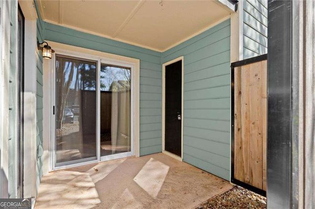 3209 Canyon Point Circle, Roswell, GA 30076