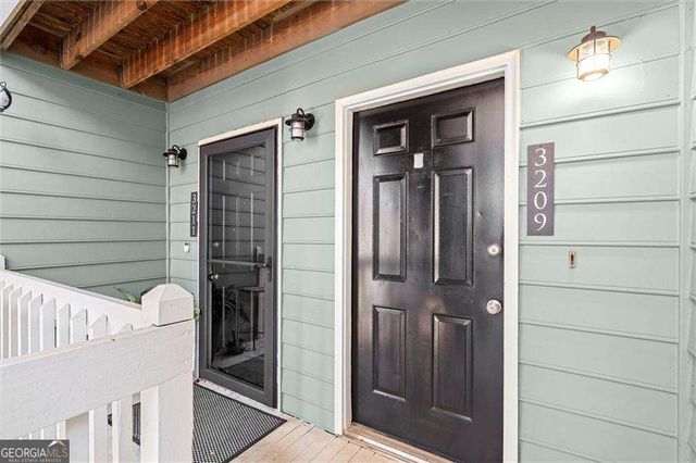 3209 Canyon Point Circle, Roswell, GA 30076