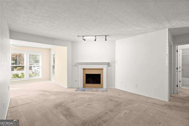 3209 Canyon Point Circle, Roswell, GA 30076