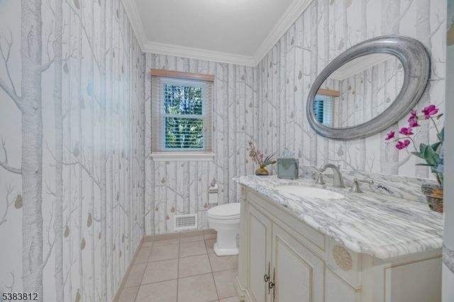 795 Dow Rd, Bridgewater Twp., NJ 08807
