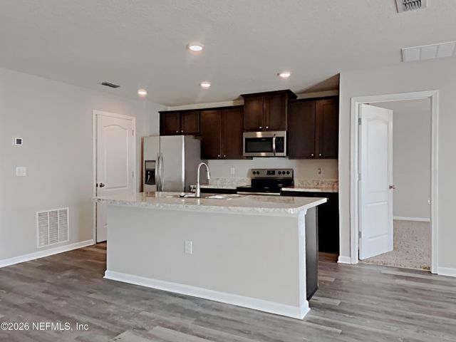 2293 PEBBLE POINT Drive, Green Cove Springs, FL 32043