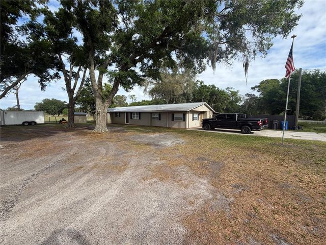 5009 VAUGHN ROAD, Plant City, FL 33565
