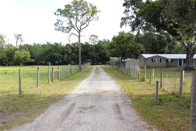 5009 VAUGHN ROAD, Plant City, FL 33565