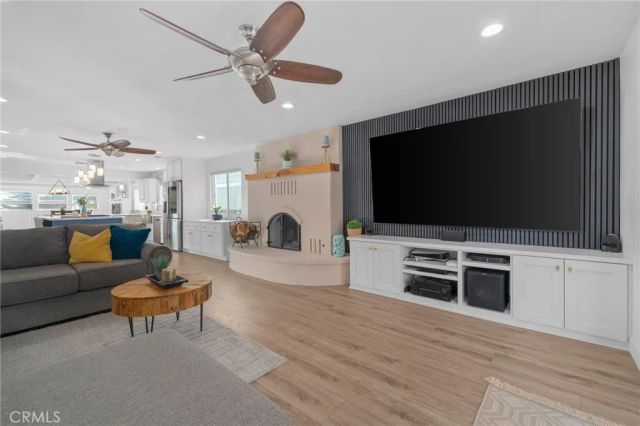 1015 Summit Drive, Crestline, CA 92325