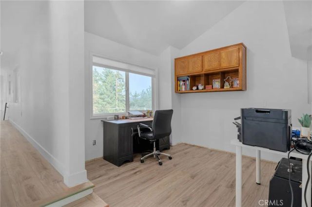1015 Summit Drive, Crestline, CA 92325