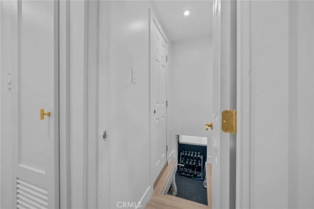 1015 Summit Drive, Crestline, CA 92325