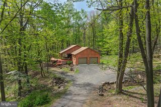 121 PENDRAGON CT, Paw Paw, WV 25434