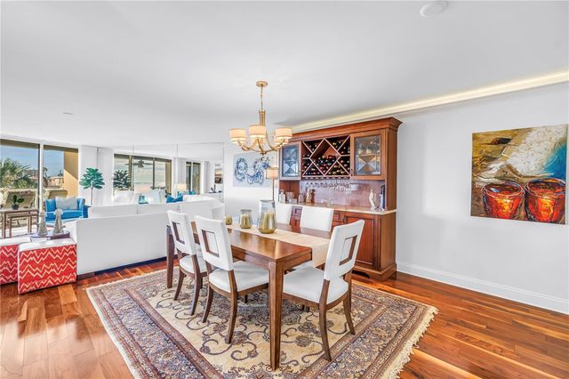 6650 SUNSET WAY 207, St Pete Beach, FL 33706