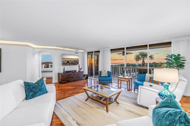 6650 SUNSET WAY 207, St Pete Beach, FL 33706