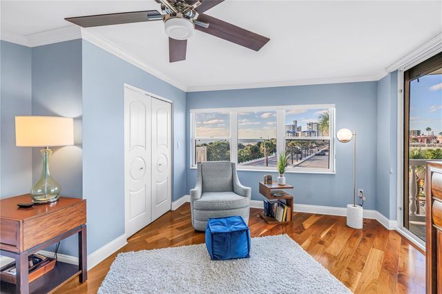 6650 SUNSET WAY 207, St Pete Beach, FL 33706