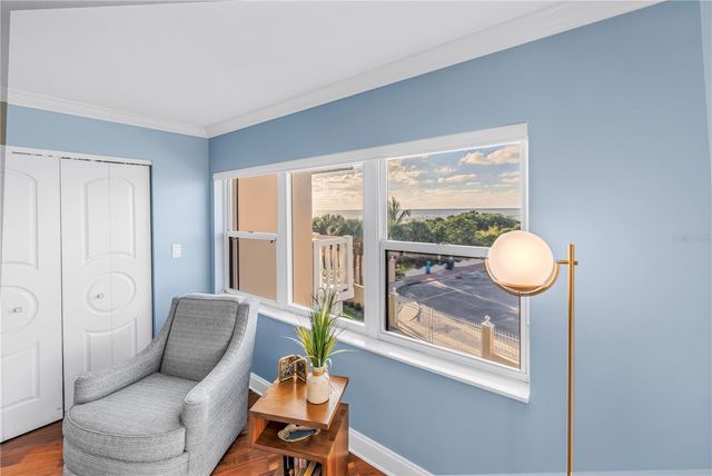 6650 SUNSET WAY 207, St Pete Beach, FL 33706