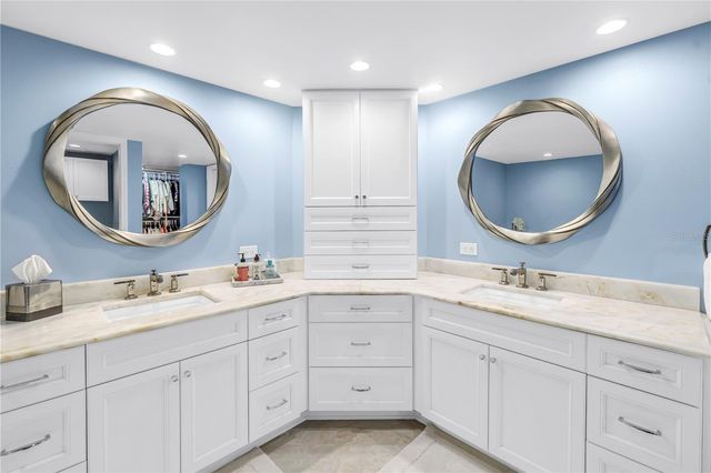 6650 SUNSET WAY 207, St Pete Beach, FL 33706