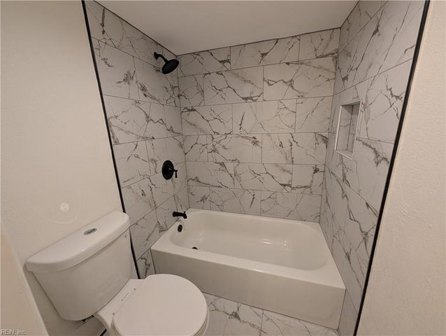 3300 Ocean Shore Ave Apt 706, Virginia Beach, VA 23451