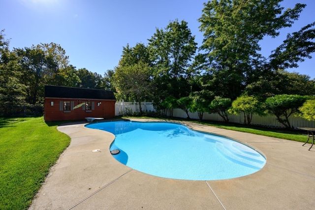 6 Horton Drive, Norton, MA 02766