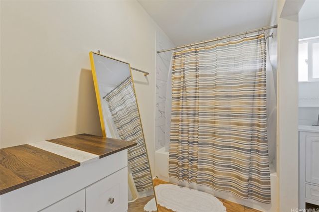 2344 Ahamoa Street, Pearl City, HI 96782