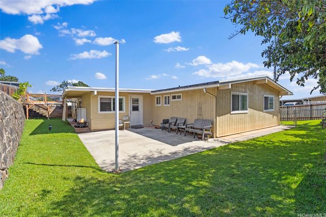 2344 Ahamoa Street, Pearl City, HI 96782
