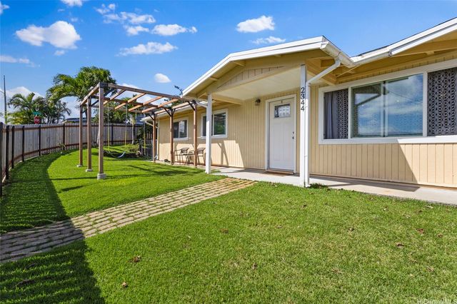 2344 Ahamoa Street, Pearl City, HI 96782