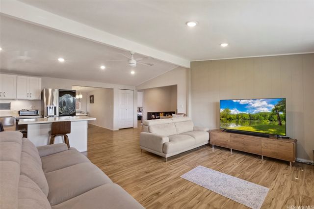 2344 Ahamoa Street, Pearl City, HI 96782