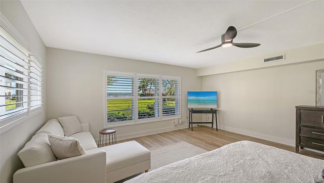 3808 GULF OF MEXICO DRIVE E112, Longboat Key, FL 34228