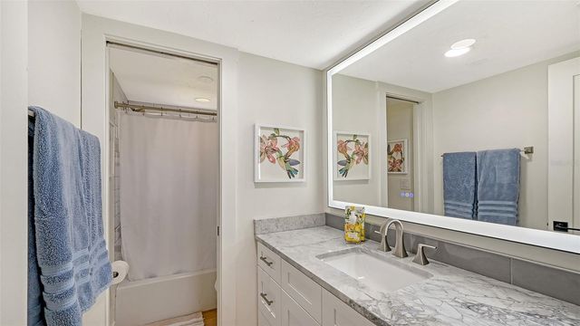 3808 GULF OF MEXICO DRIVE E112, Longboat Key, FL 34228