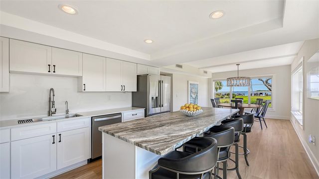 3808 GULF OF MEXICO DRIVE E112, Longboat Key, FL 34228